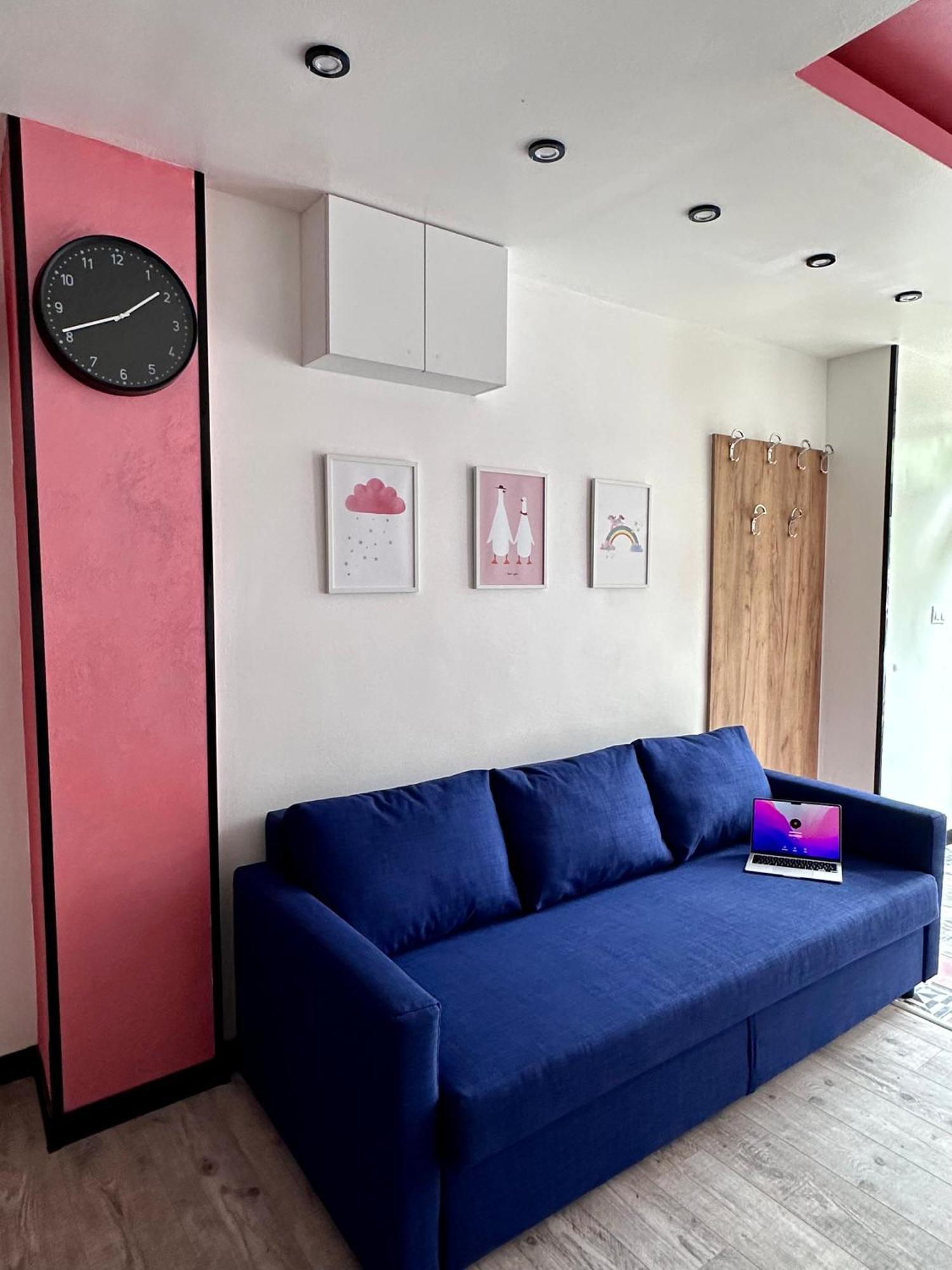 The Rainbow 9 Apartman Szófia Kültér fotó
